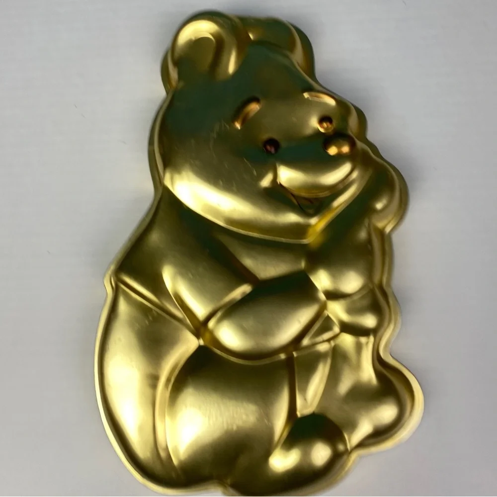Vintage Wilton Winnie The Pooh Aluminum Cake Pan 515-401 Mold Bakeware Collect